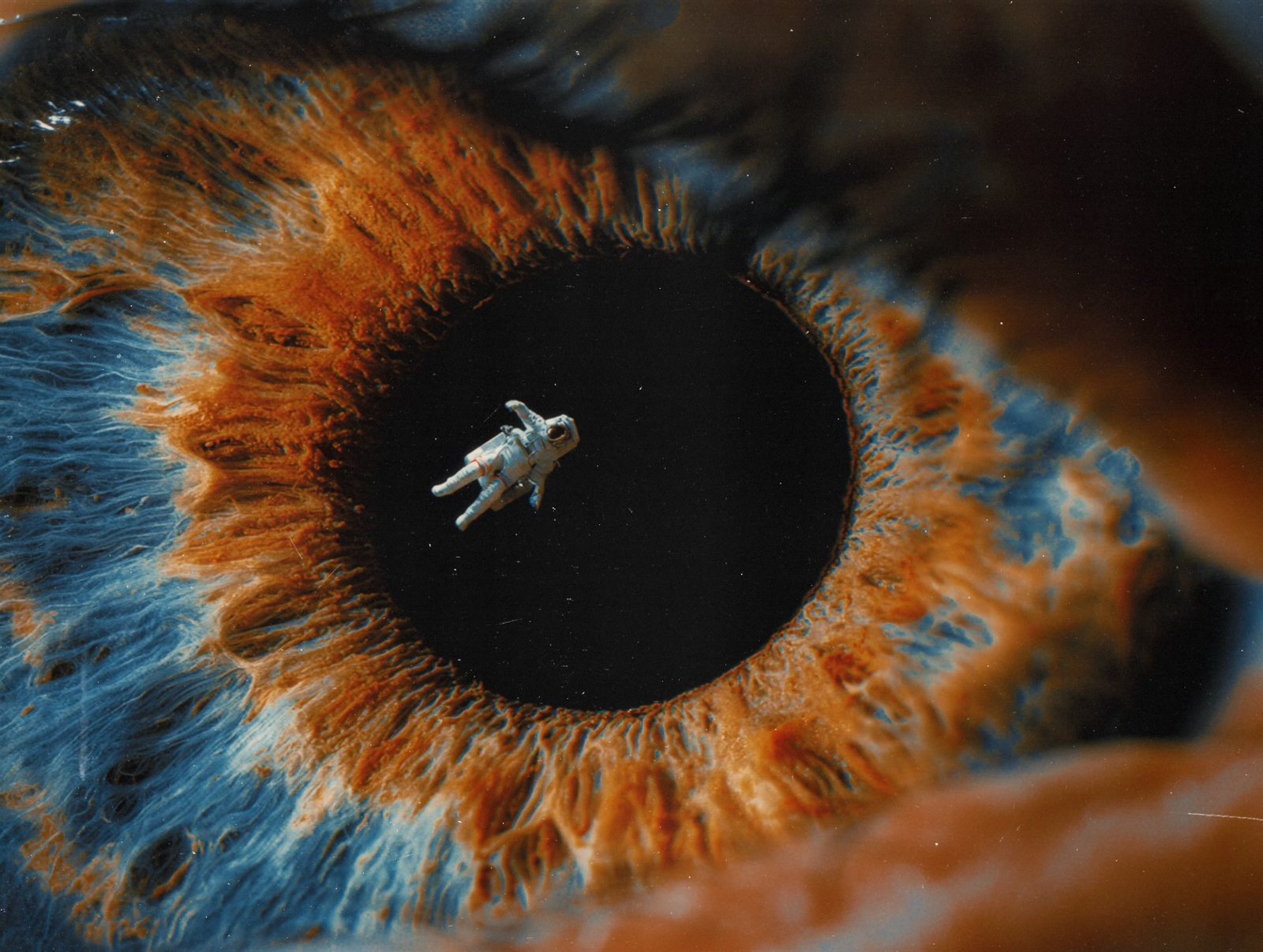 Aperture